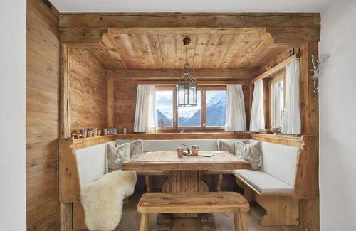Engadin Scoul Ski Chalet | Bergchalet Flöna