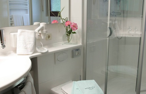 Sexau Hotel | Berggasthof Linde