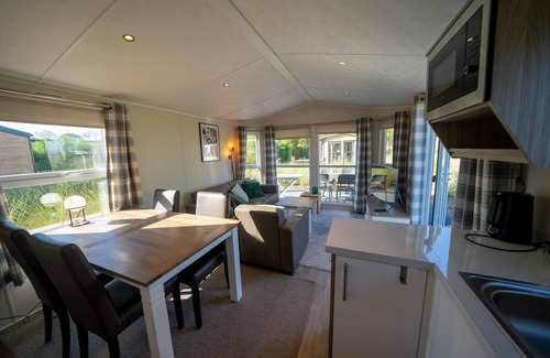 Municipality of Hellevoetsluis Ski Chalet | Berkel 4