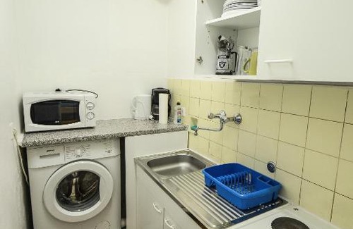 Neue Vorstadt Apartment | Berliner platz 1