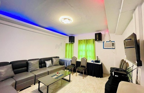 Guinobatan Hotel | Bernese Resort Hotel powered by Cocotel