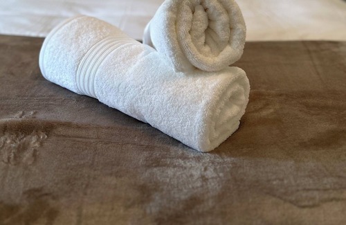 Bowral Cottage | Berwyn Cottage Bowral, cosy and inviting, 1 minute walk to Bowral central.