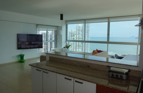 Punta Paitilla Apartment | Best Apartment, Ocean Front, High floor, Best PTY Location