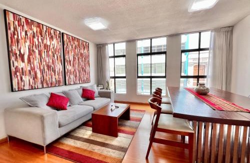 Cercado de Lima Apartment | Best Central Lima Stay with city view