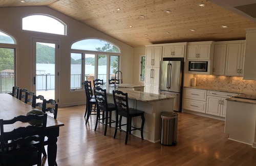 Huddleston House | Best Dam View at Smith Mountain Lake!