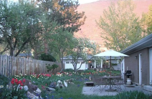 Cottonwood Heights House | Best Holiday Wasatch foothill location Cottonwood Heights ski/snowboard