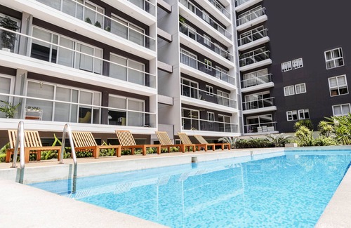 Miraflores Apartment | BEST LOCATION BALCONY! MIRAFLORES HEART 1BD/1.5BA