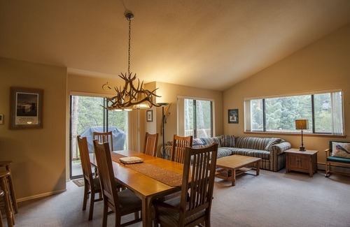 Park Forest Estates House | Best lot in Park Forest!