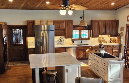 Magnolia Bluffs House | Best on Bay! More than a Beach House- IT IS YOUR DESTINATION. Now with new pier!