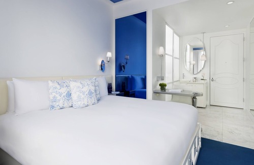 SoHo Hotel | Best Place to Stay in NYC! Stunning City Views, Boutique and Pet-friendly Hotel!