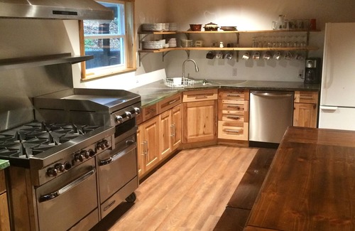 Champion Cabin | BEST TIME ON THE MOUNTIAN!