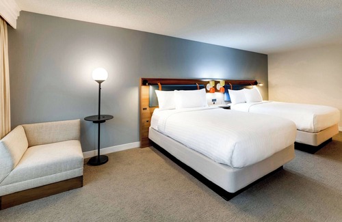 Oyster Point Hotel | Best Value, Quality Stay! Pets Allowed, Near Linden/Hillside Green Spot