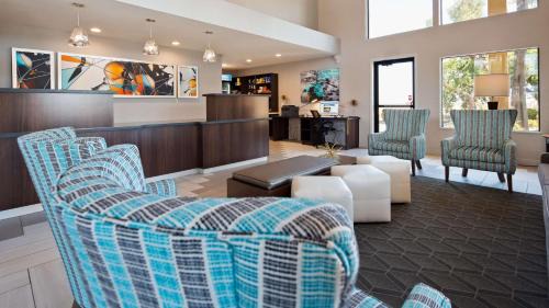 Wood Ranch Hotel | Best Western Apricot Inn