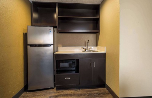 Livonia Hotel | Best Western Detroit Livonia
