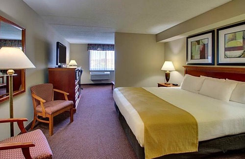 Madison Hotel | Best Western East Towne Suites