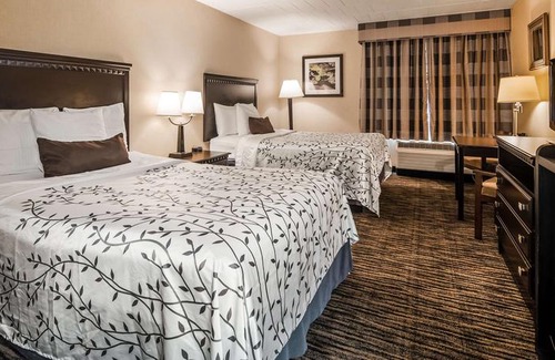 Hazlet Hotel | Best Western Hazlet Inn