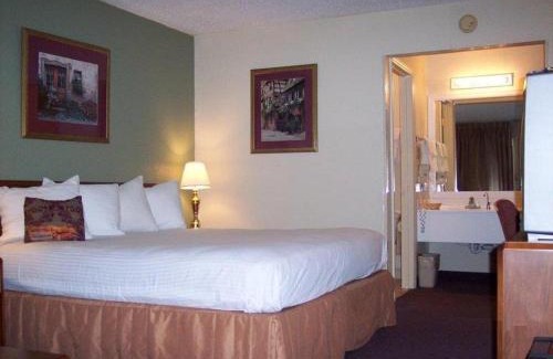 Hendersonville Hotel | Best Western Hendersonville Inn