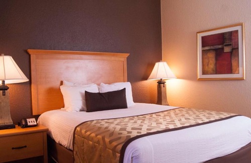 Locust Grove Hotel | Best Western Locust Grove Inn & Suites