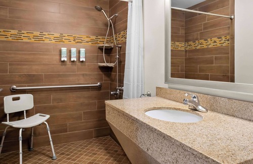 Newport Hotel | Best Western Newport Inn