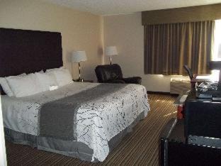 Mauston Hotel | Best Western Park Oasis Inn