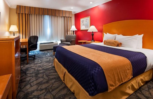 Placentia Hotel | Best Western Plus - Anaheim Orange County Hotel