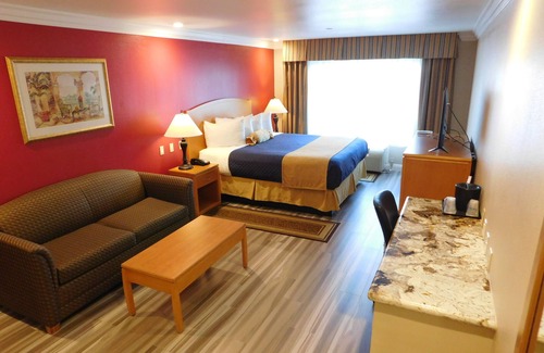 Placentia Hotel | Best Western Plus Anaheim Orange County Hotel