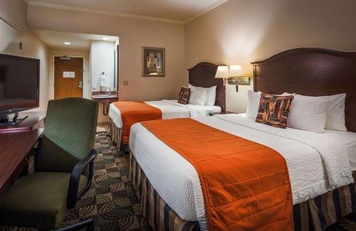 Tehachapi Hotel | Best Western Plus Country Park Hotel