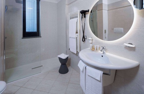 San Salvario Hotel | Best Western Plus Executive Hotel and Suites