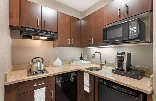 Boystown Hotel | Best Western Plus Hawthorne Terrace Hotel