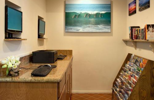 North State Hotel | Best Western Plus Pepper Tree Inn