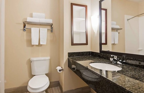 Sparta Hotel | Best Western Plus Sparta Trail Lodge