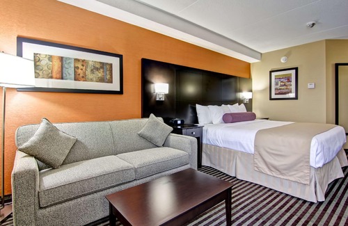 Black Creek Hotel | Best Western Plus Toronto North York Hotel & Suites