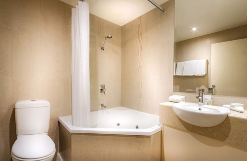 Carlton South Hotel | Best Western Plus Travel Inn Hotel