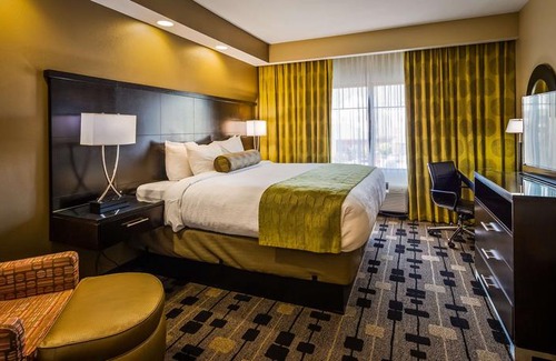 Hattiesburg Hotel | Best Western Premier University Inn