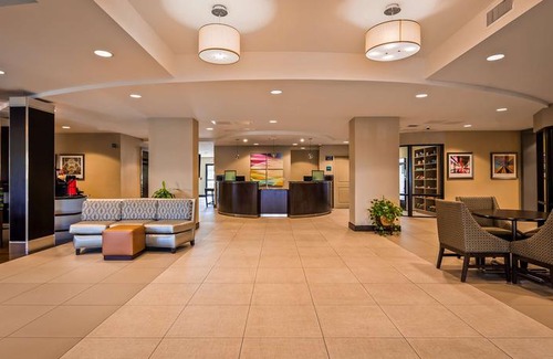 Hattiesburg Hotel | Best Western Premier University Inn