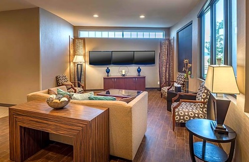 Bryan Hotel | Best Western Premier Bryan College Station
