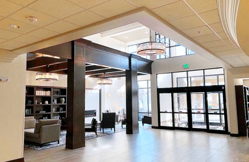 Pasco Hotel | Best Western Premier Pasco Inn & Suites