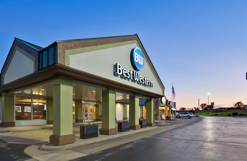Tomah Hotel | Best Western Tomah Hotel