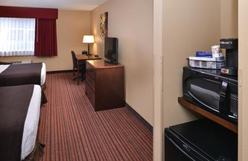 Woodland Hotel | Best Western Woodland Inn