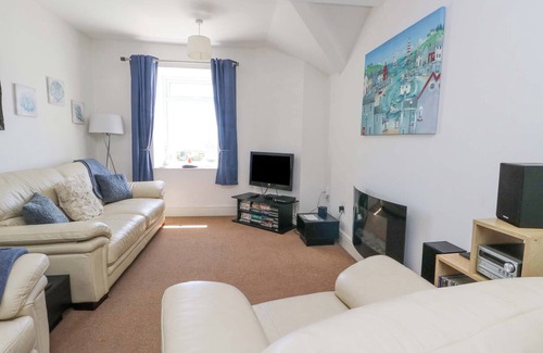 Trearddur Bay Cottage | Bethan Apartment