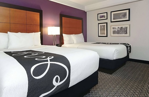 Guasti Hotel | Better Choice For Your Vacation! 2 Pet-friendly Units, Spacious and Relaxing!