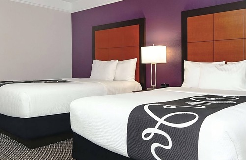 Guasti Hotel | Better Choice For Your Vacation! 2 Pet-friendly Units, Spacious and Relaxing!