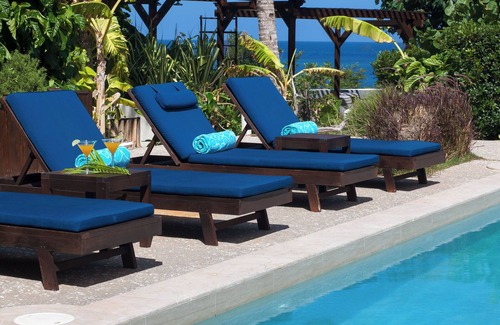 Shoal Bay Apartment | Better than a hotel room @ Fountain Anguilla! Stay next door to Zemi Beach for 1/2 of the price!