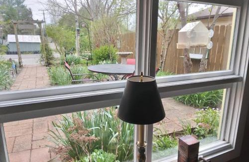 Nashville Bed & Breakfast | Betty Lous Garden