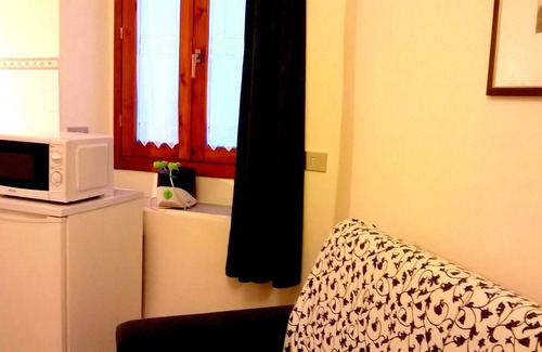 San Niccolo Apartment | BETWEEN ARNO AND PIAZZALE MICHELANGELO, 15 minutes on foot from Ponte Vecchio. Wifi