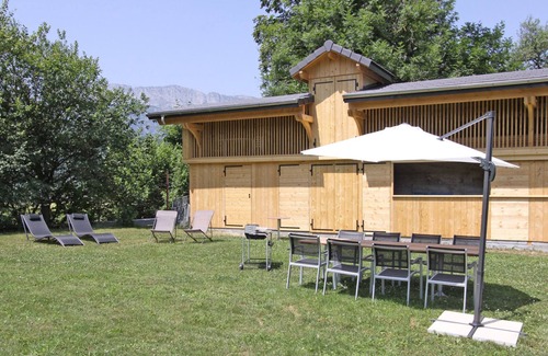 Faverges-Seythenex Apartment | BETWEEN LAKE AND MOUNTAINS: La Belle Etoile - Rental ★ near Lake Annecy