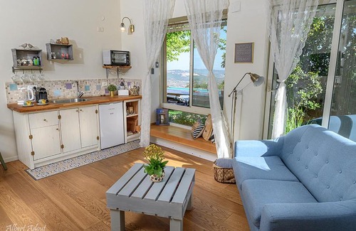 Misgav Cabin | BetweenTheSuns Suites for Couple - Sunset