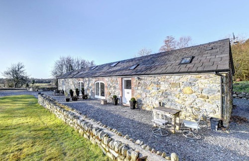Brynrefail Cottage | Beudy Menai