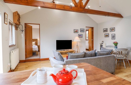 Willesborough Cabin | BEULAH COTTAGE ANNEXE, family friendly, with a garden in Ashford