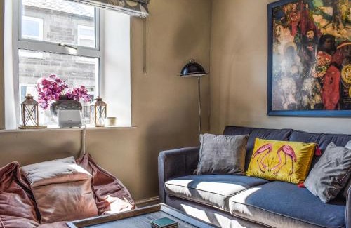 Abergavenny House | Beval Cottage